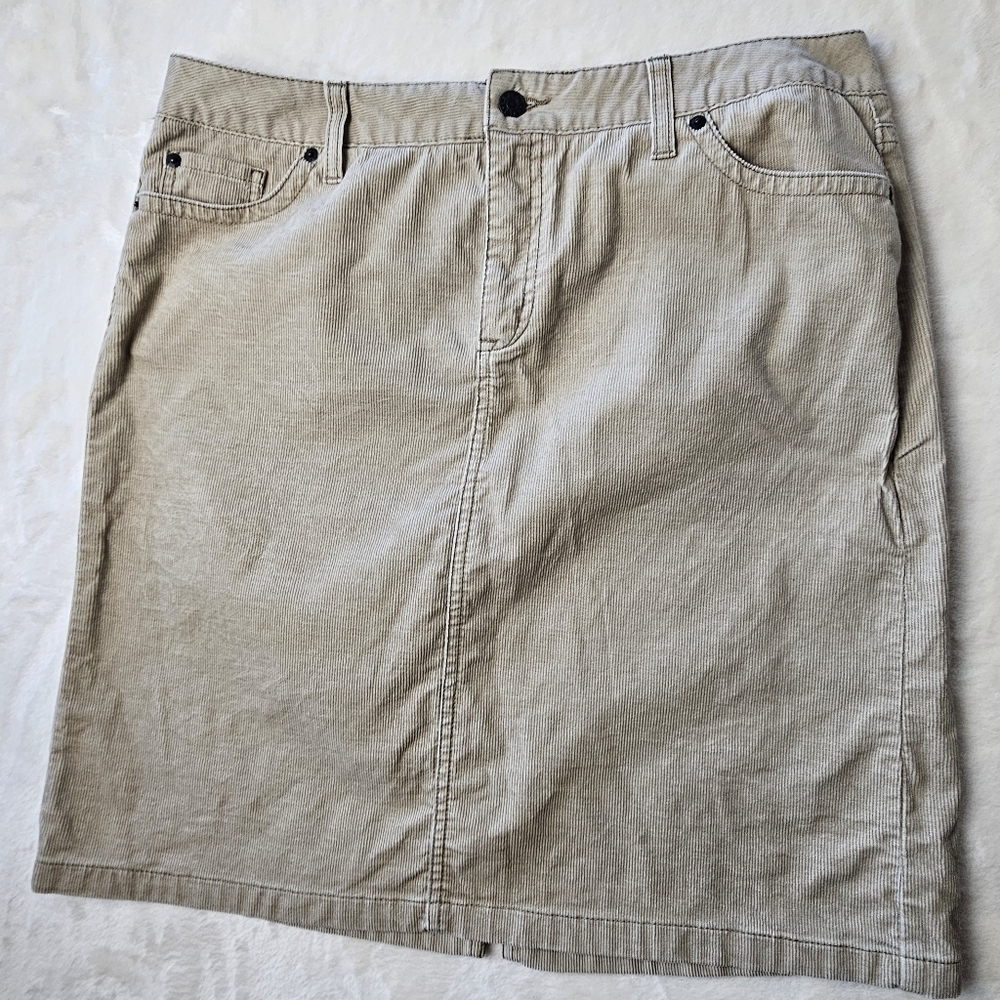 LL Bean Khaki Skirt Pencil Womenโs 14 Corduroy Preppy Classic Timeless 274566